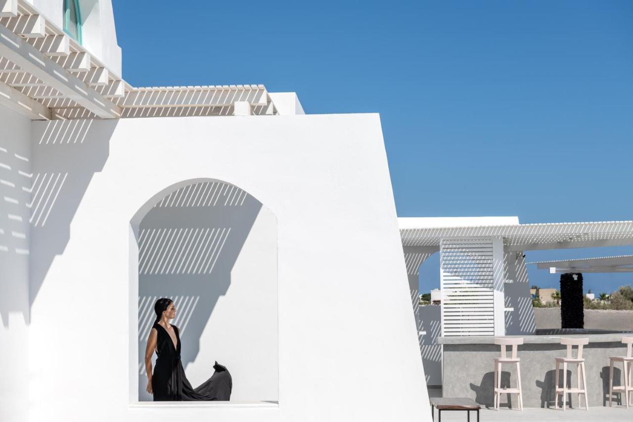 Santa Irina Luxury Sunny Lofts Hotel Perivolos  Bagian luar foto