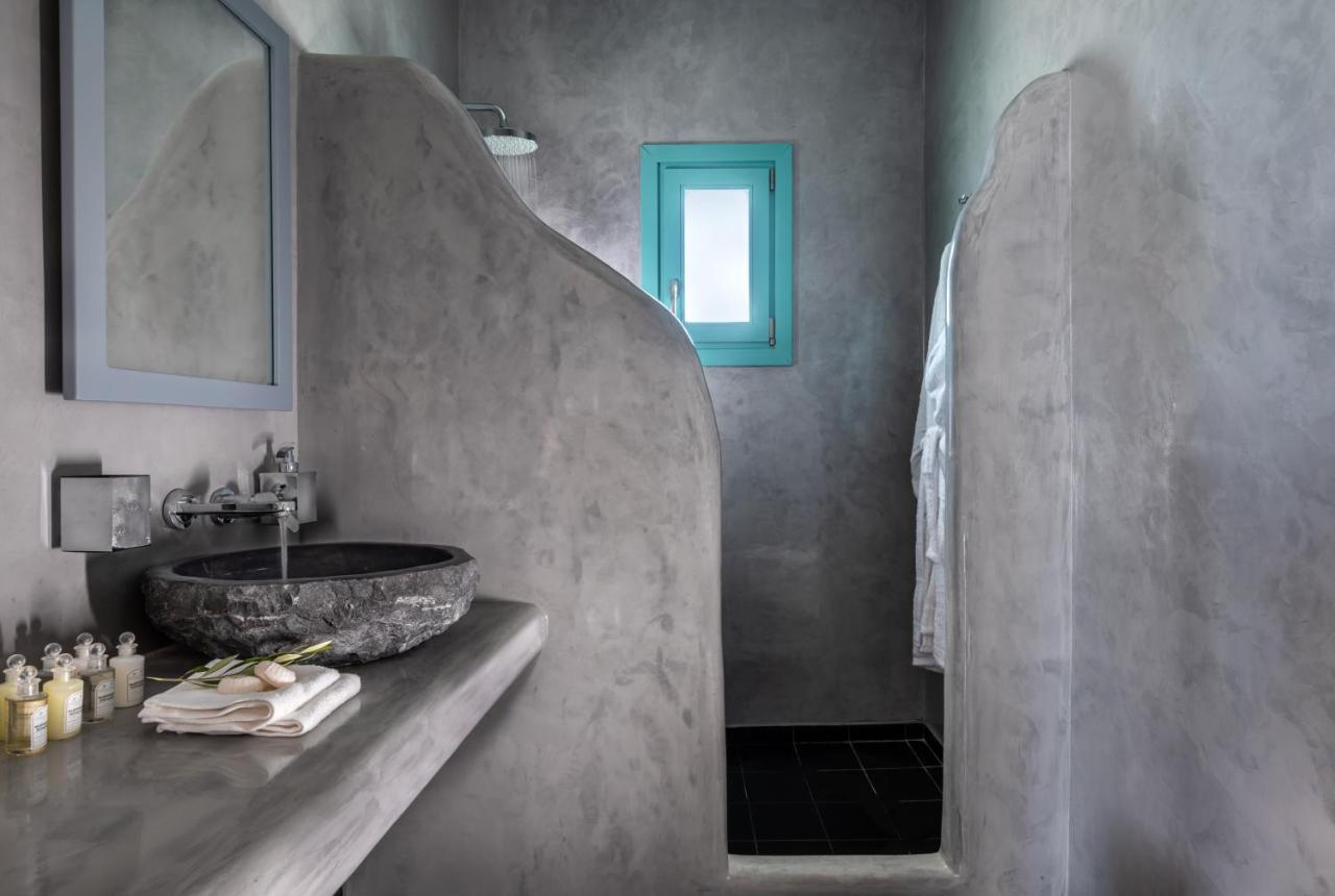 Santa Irina Luxury Sunny Lofts Hotel Perivolos  Bagian luar foto