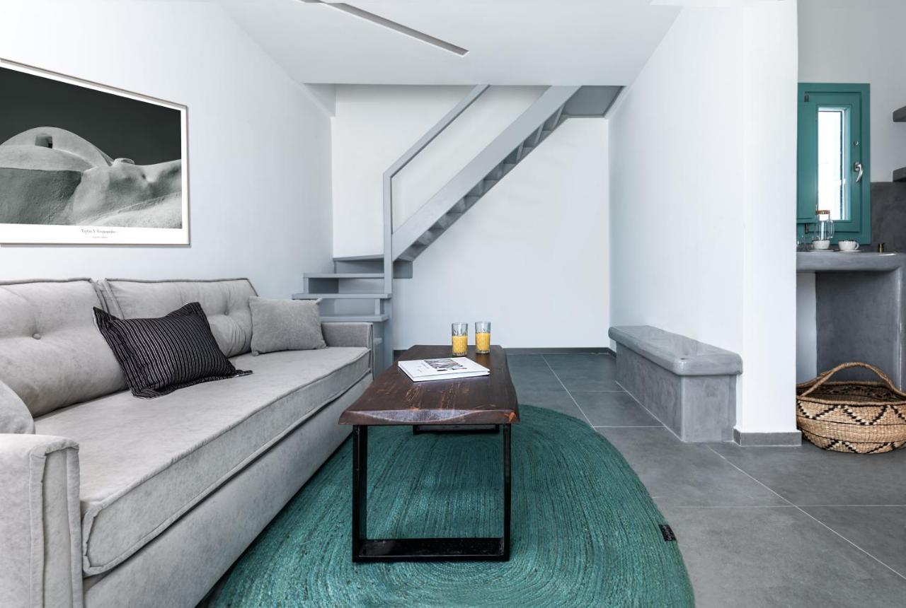 Santa Irina Luxury Sunny Lofts Hotel Perivolos  Bagian luar foto