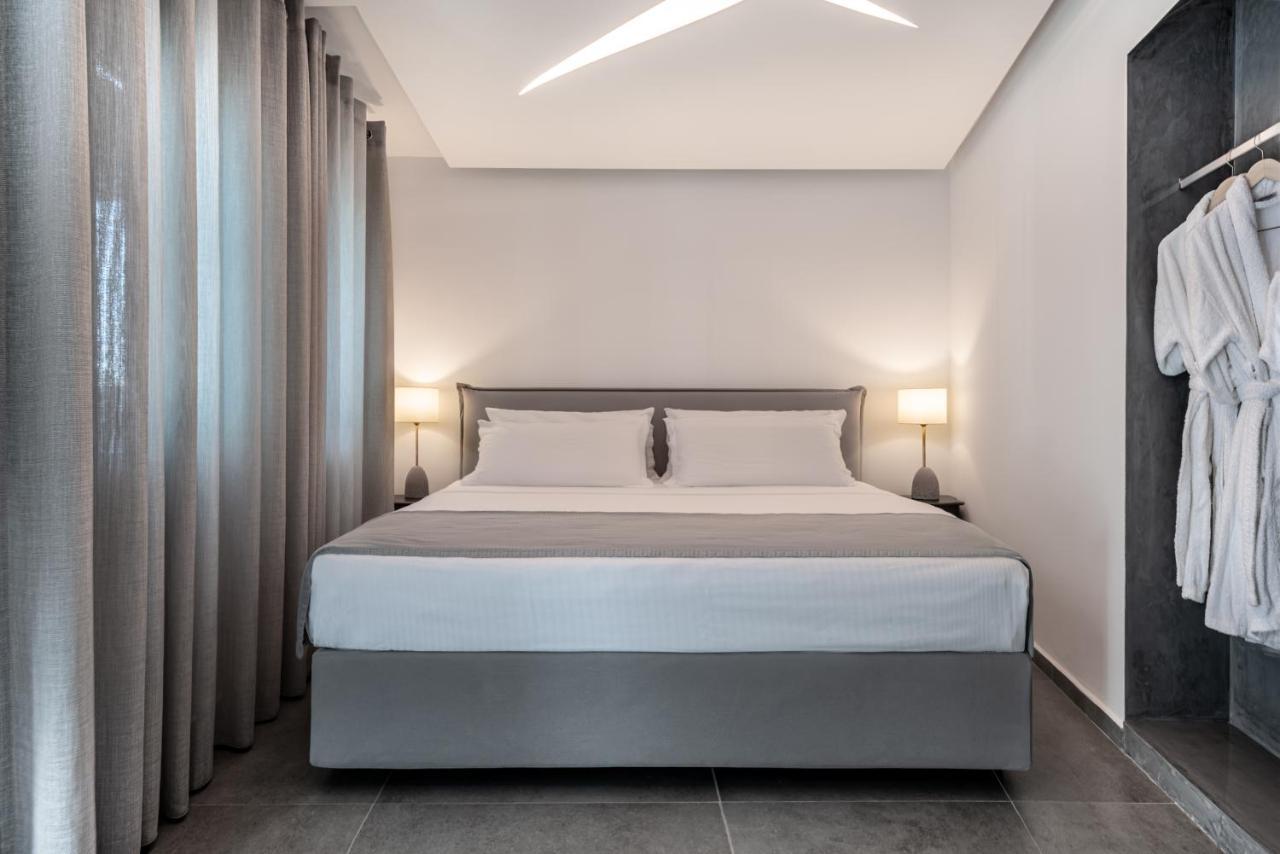 Santa Irina Luxury Sunny Lofts Hotel Perivolos  Bagian luar foto