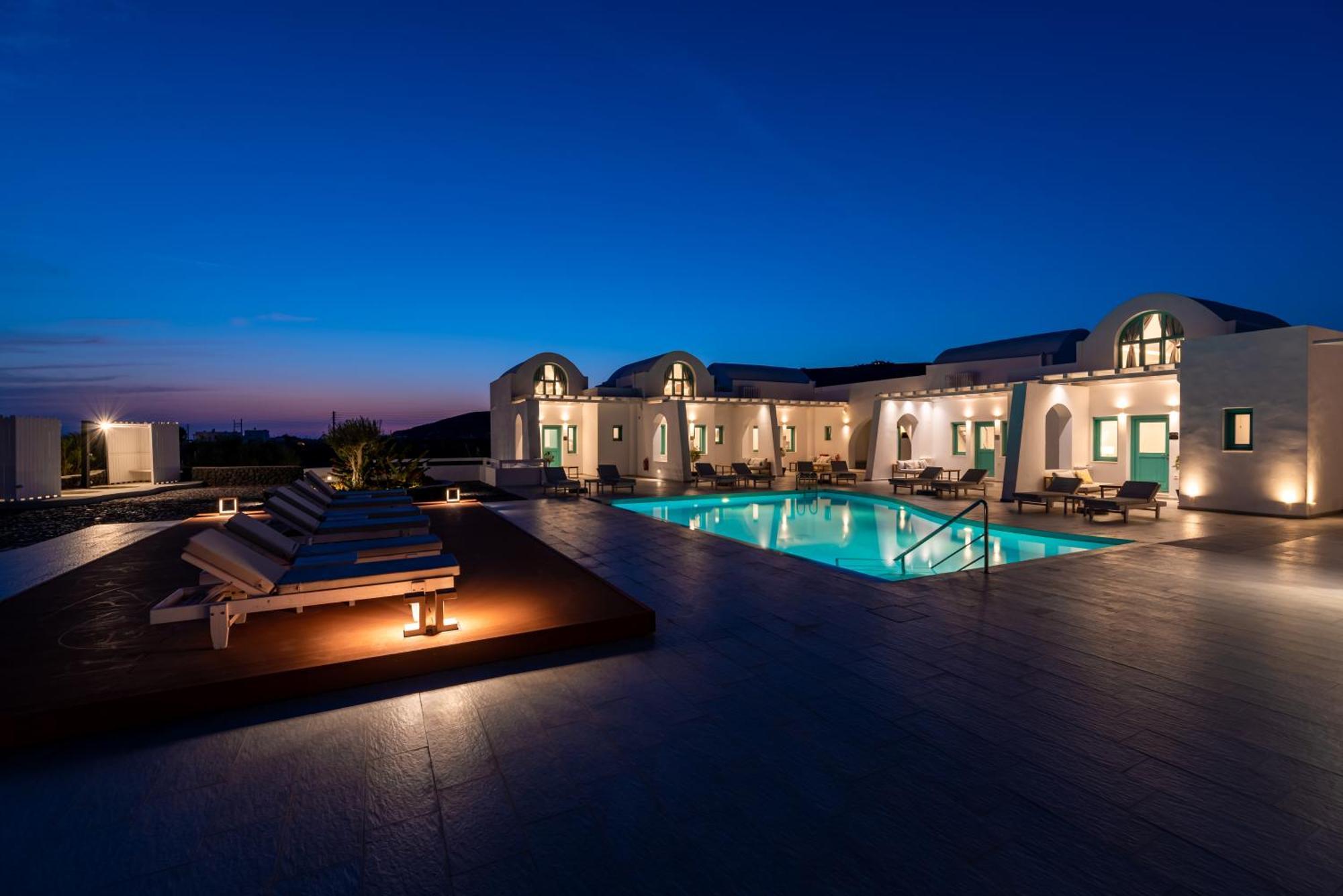 Santa Irina Luxury Sunny Lofts Hotel Perivolos  Bagian luar foto