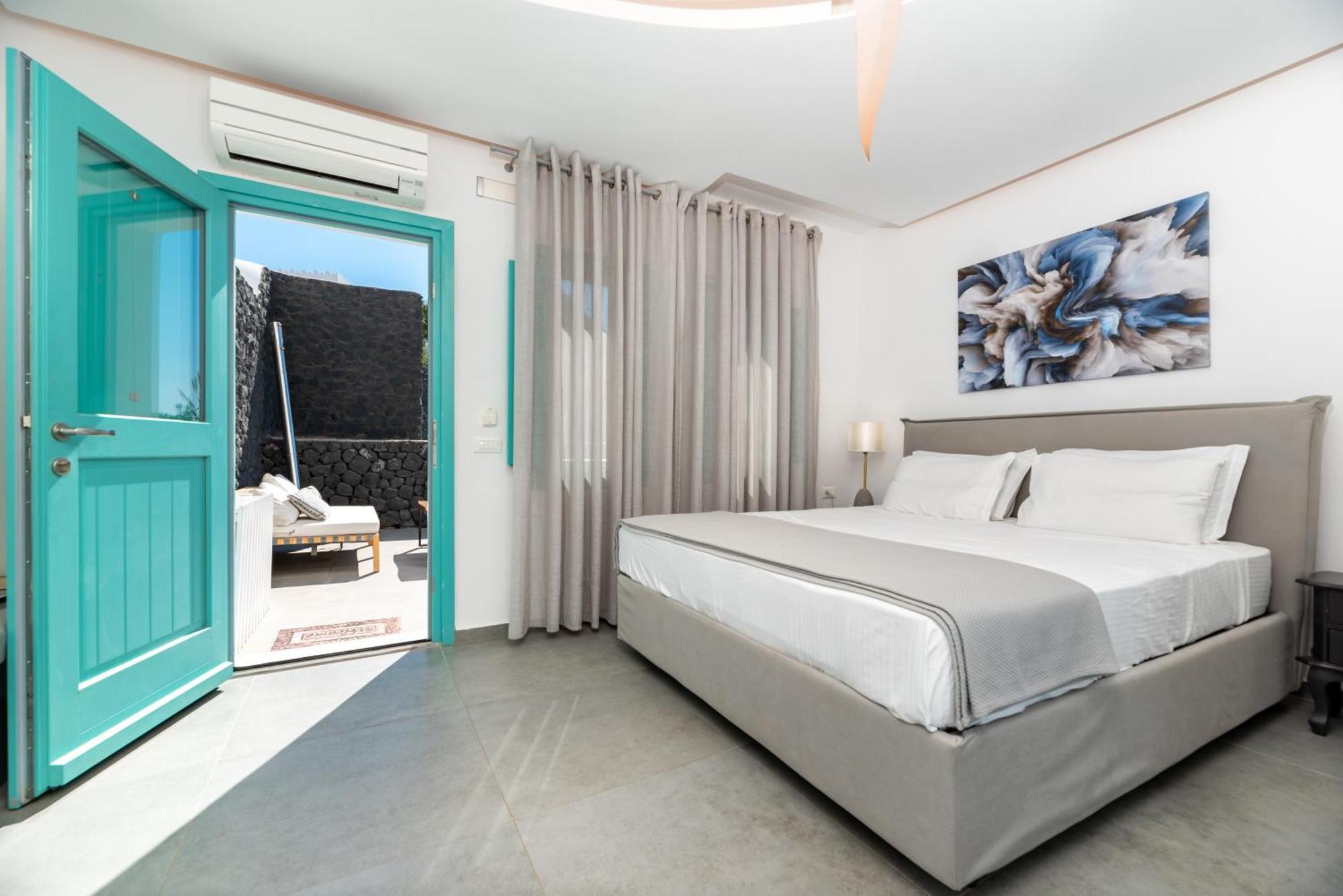 Santa Irina Luxury Sunny Lofts Hotel Perivolos  Bagian luar foto